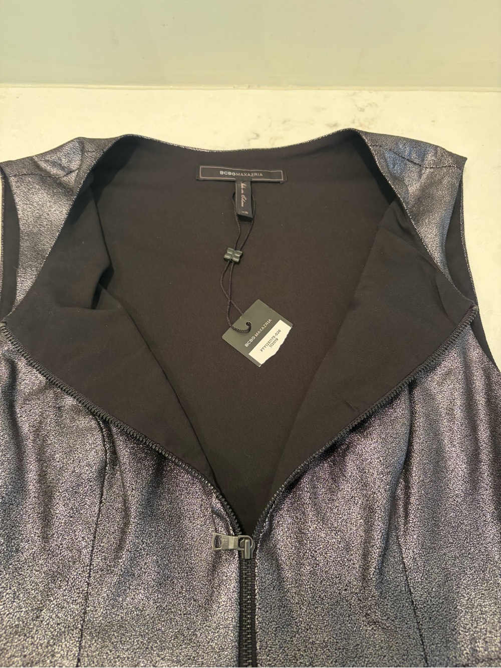 BCBGMaxAzria Shimmery Gunmetal Zip-Front Peplum Top Size XS NWT - Picture 4 of 8